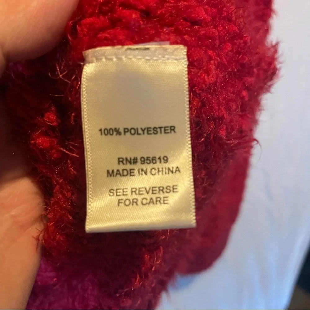 JohnPaulRichard XXL Women’s Red Sweater